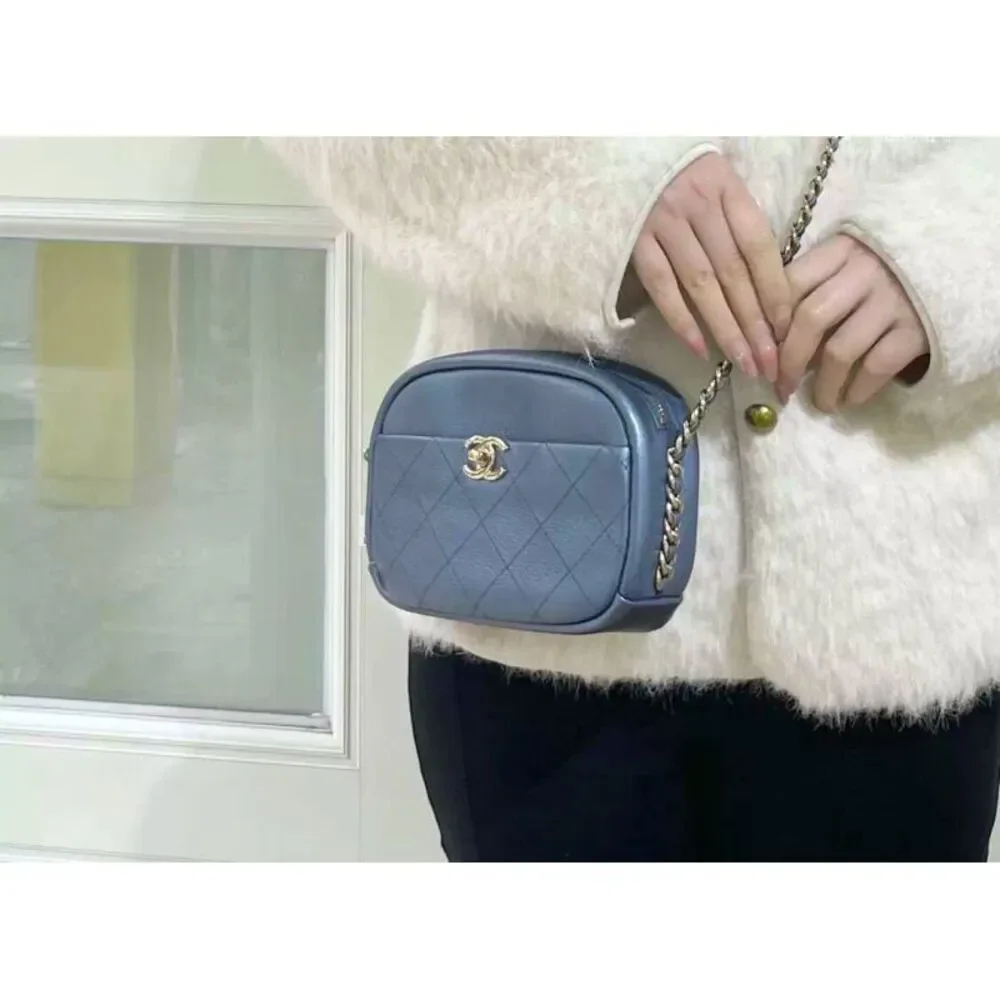 Chanel Women Pre-Loved Bag Very Good Condition